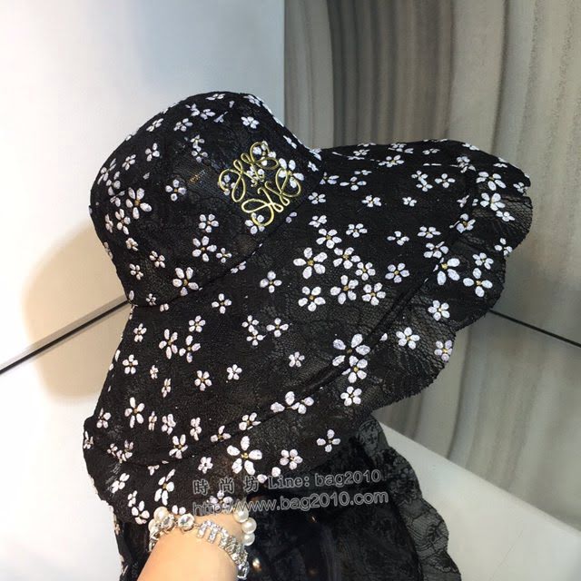 LOEWE新品女士帽子 羅意威小花帶繩蕾絲遮陽帽漁夫帽  mm1516